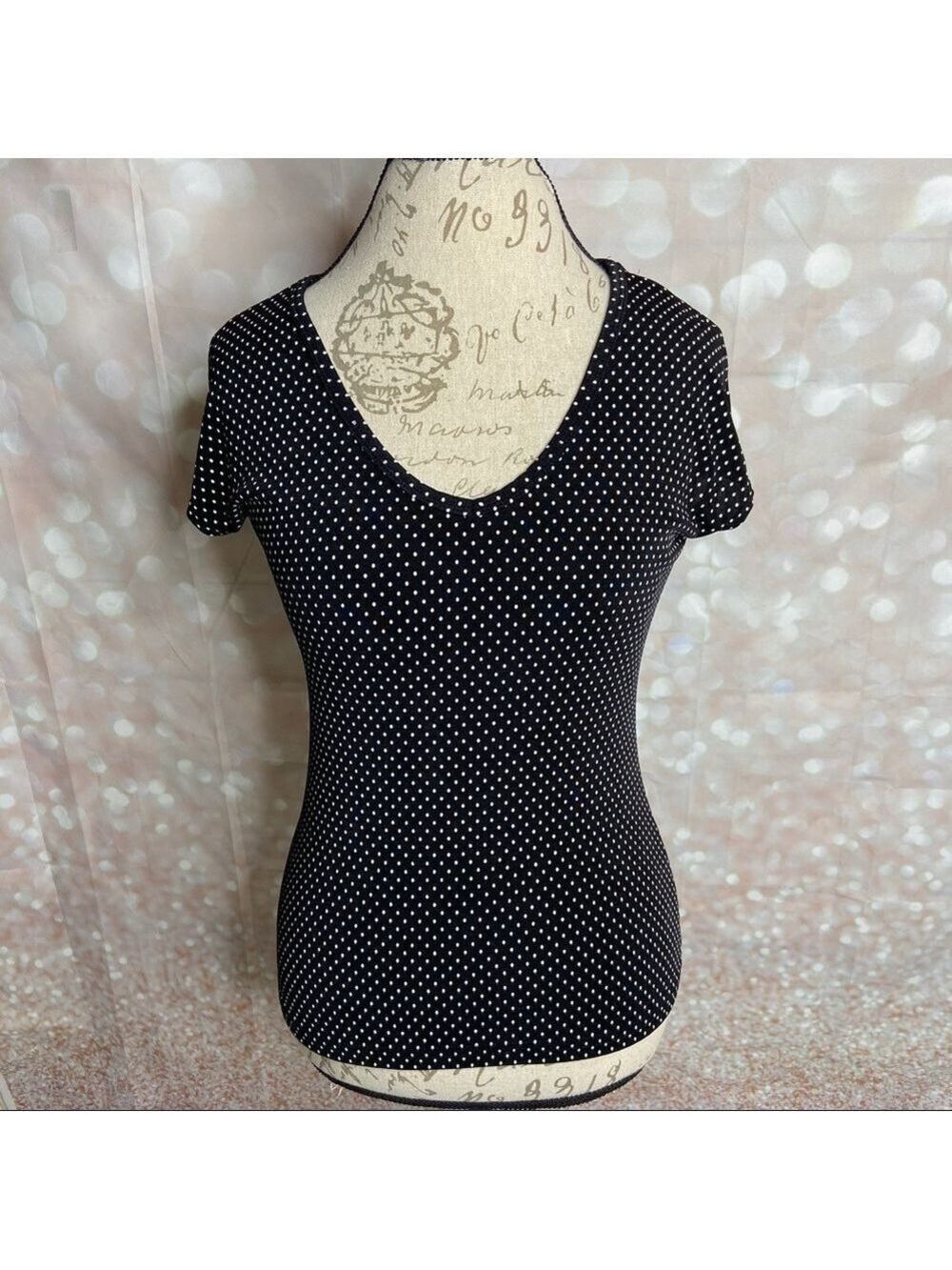𝅺SUSAN Lawrence Polka Dot Top